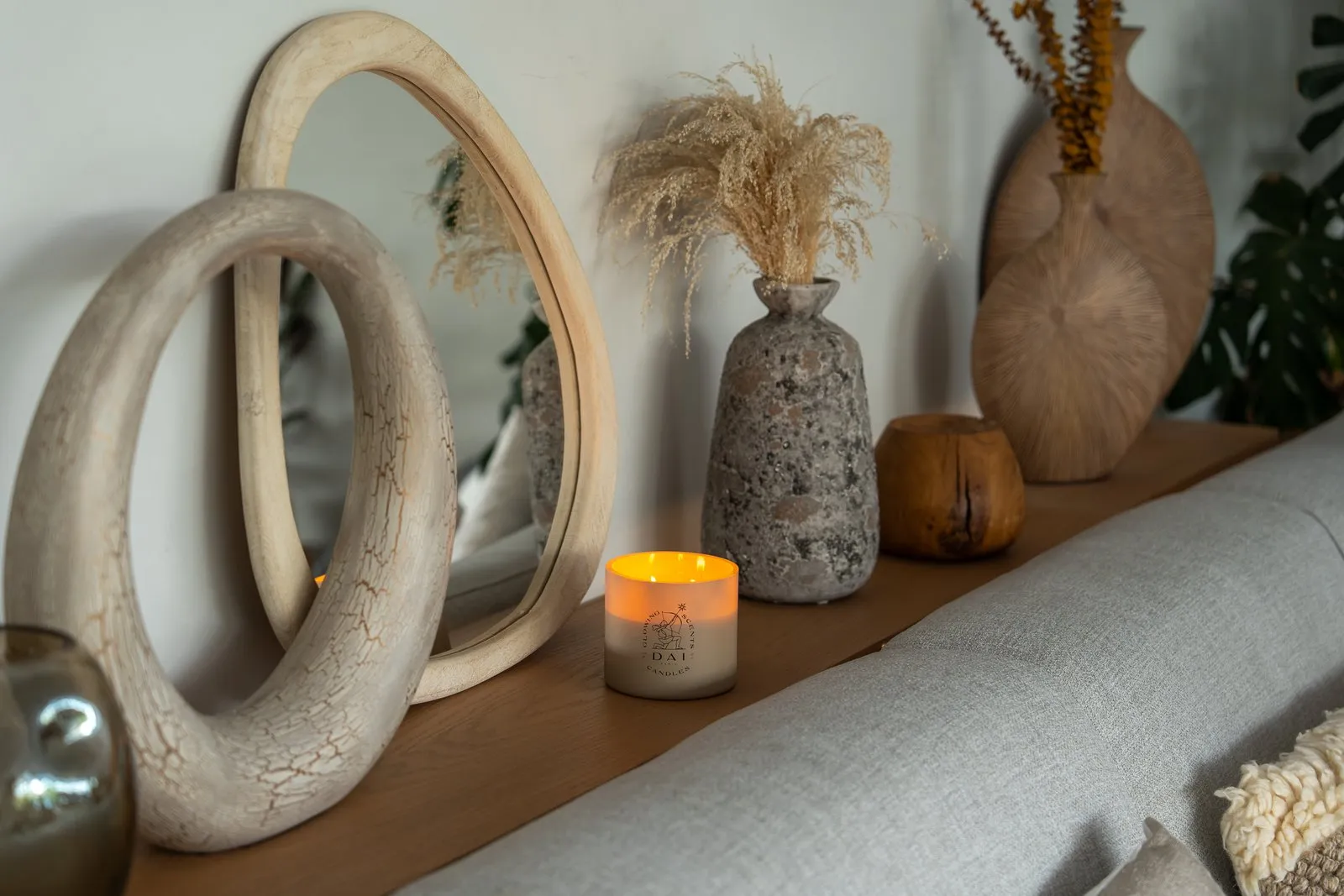 Candle with vases